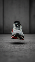 Night Pulse Reflective runner